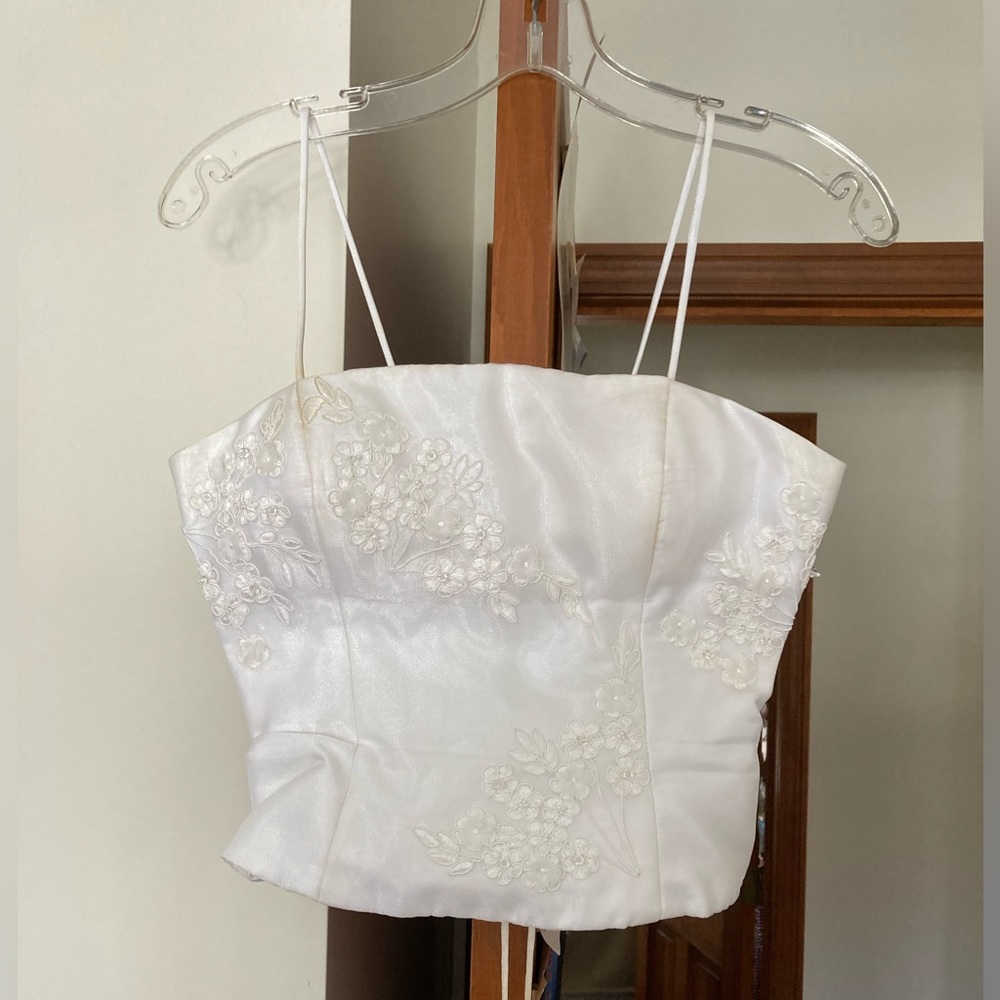 Two-piece Faviana Vintage white prom dress
